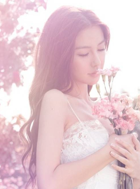 徐若瑄婚纱照曝光_