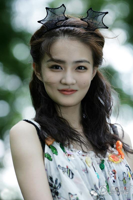 天然<em>美女</em>徐璐森女<em>写真惊艳</em> 网友:别整容