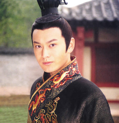 组图: 黄晓明男粉丝 搂腰索吻 盘点粉丝疯狂追星