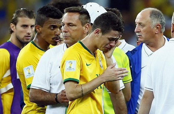 曝巴西惨败内幕:赛前6小时变阵 新阵从未合练