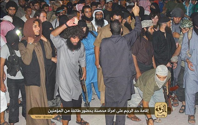 两名叙利亚女子因通奸 被极端分子用石头砸死