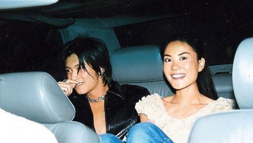 曝王菲已怀谢霆锋骨肉 网友:有多少爱可以重来