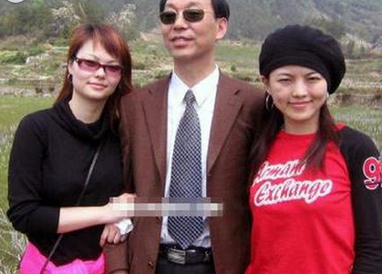 网曝李湘王岳伦离婚因李<em>湘妹</em>介入网友称打死不