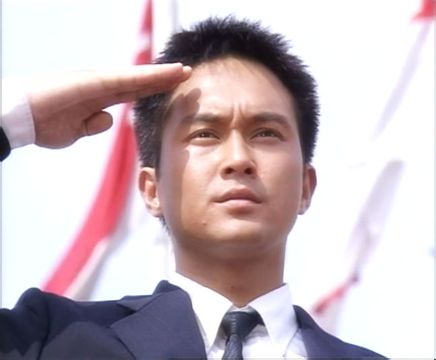 张智霖自拍变沧桑大叔哭瞎网友 帅气角色大盘