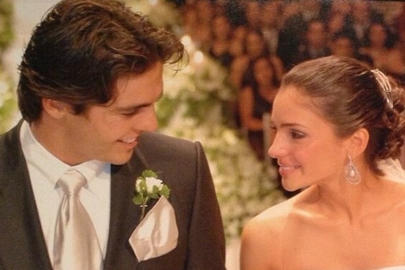 卡卡与妻子正式离婚 常年聚少离多成离婚导火