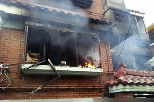 情侣放火致邻居死亡 放火原因让人哭笑不得