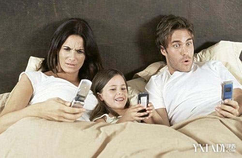 罗永浩直播忏悔锤子手机 三大睡前玩手机危害