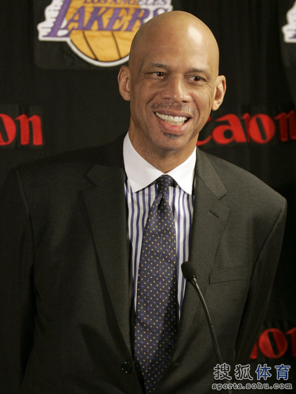 科比超越乔丹排名第三 nba历史得分TOP10