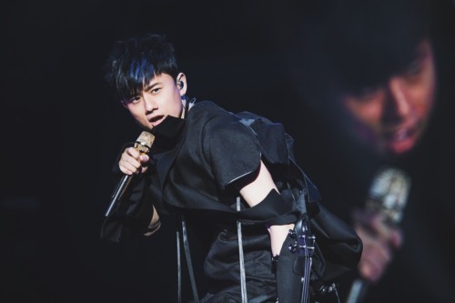 张杰2014为爱逆战巡回演唱会在全国八个城市