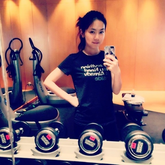 邓紫棋<em>健身</em>照曝光 着背心<em>短裤</em>好身材一览无余