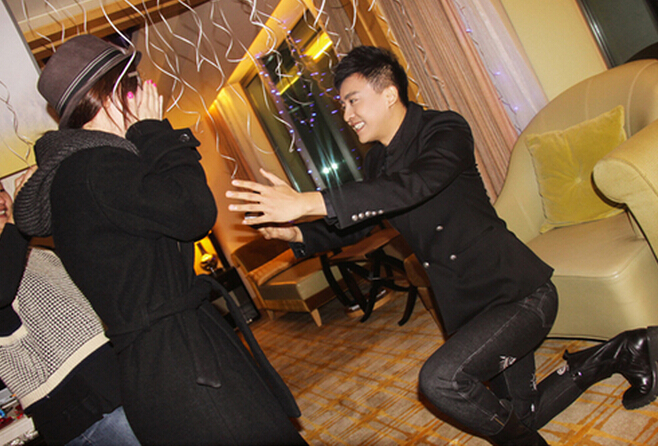 穿越当代再相爱 小燕子 尔康在一起