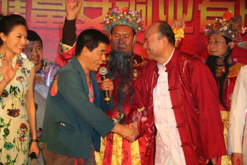 二人转演员魏三涉毒被拘捕 给他人提供毒品