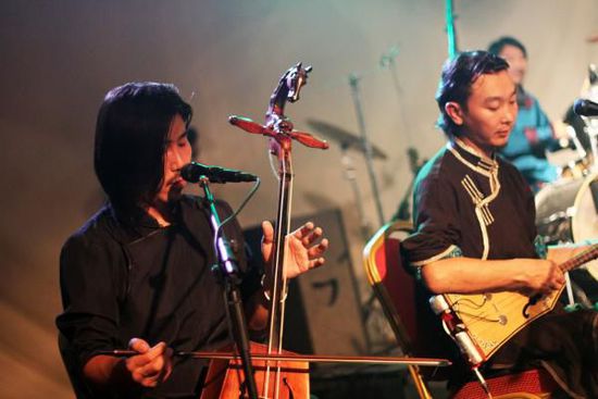 得了《中国好歌曲》冠军 会助杭盖奔向更广阔