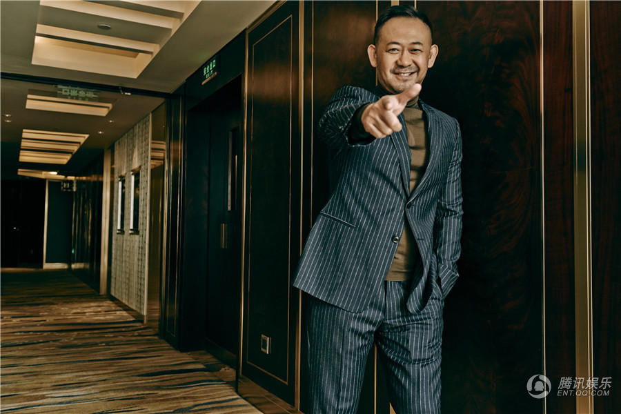  姜武 时尚 大片 表情丰富 比V卖萌童心未泯