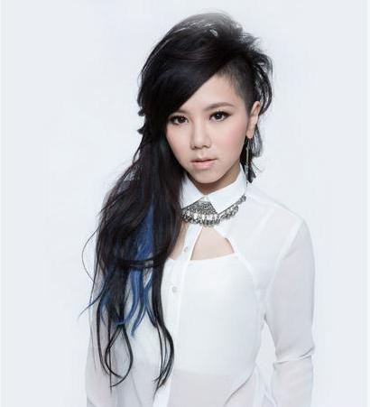 周冬雨被批没礼貌:N次问王中磊是谁 揭娱乐圈