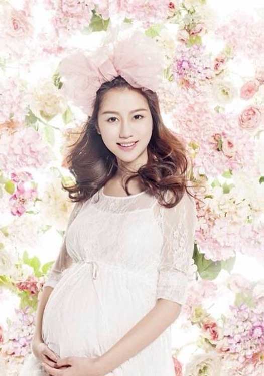 芒果台男神汪涵太太杨乐乐产后惊艳复出 体娱