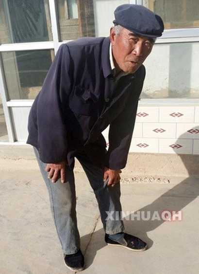 父亲卖血供儿子上学曝光儿子出走希望儿子回家