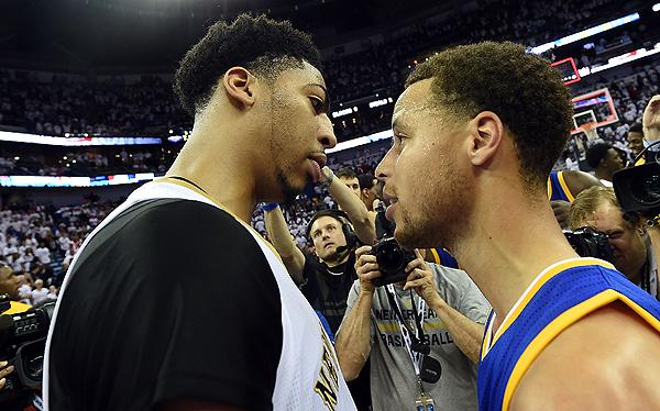 NBA季后赛无冷门:勇士横扫鹈鹕 40年轮回暗示