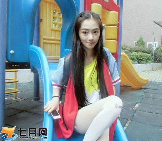 武大女神真人幻灭 黄灿灿整容前后照泄露竟长