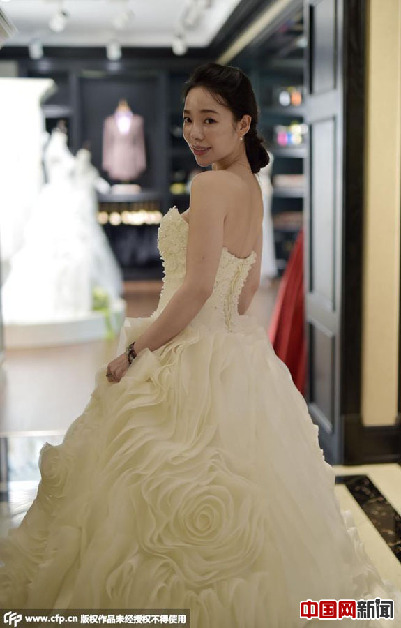开婚纱店赚钱吗_开婚纱店的微信名(3)