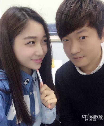 LPL英雄联盟职业联赛 女主播私照曝光