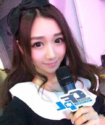 LPL英雄联盟职业联赛 女主播私照曝光