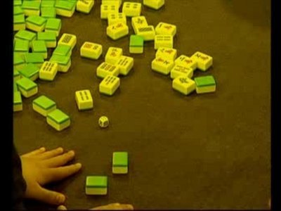 人联手设局出老千 输掉一个亿 高科技产品层