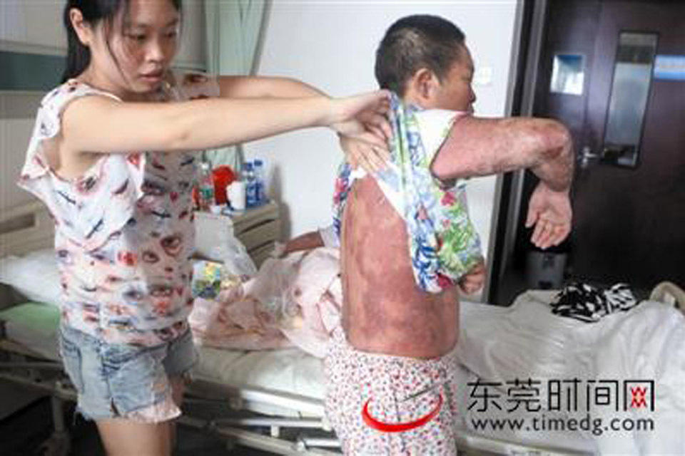 东莞男子被疑出轨怒泼汽油焚烧妻女