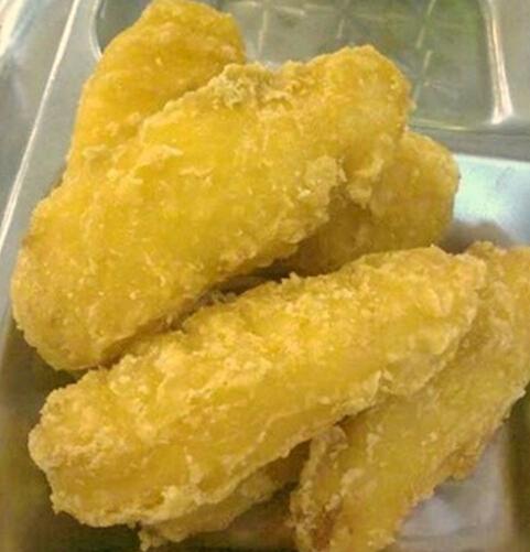 高校现冰镇麻辣烫 你还吃过哪些雷人食物? (图