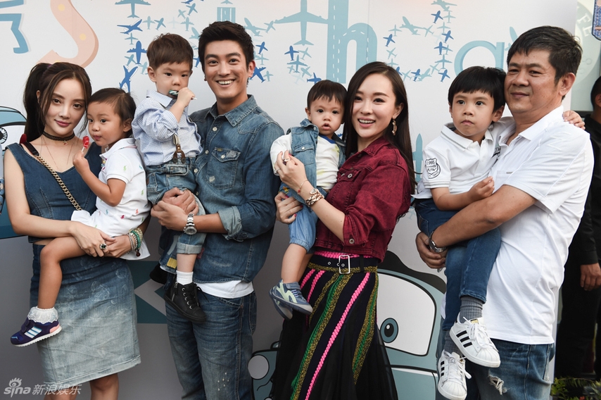 组图:杜江霍思燕为嗯哼庆生 李小璐甜馨助阵