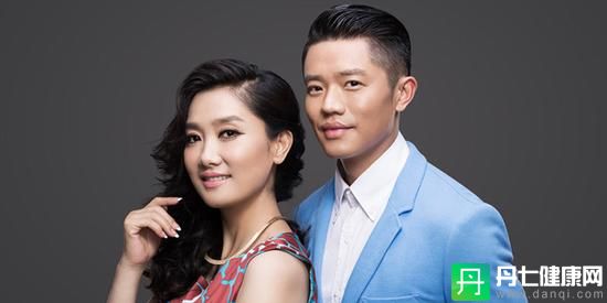 曝凤凰传奇两人成不了夫妻的内幕