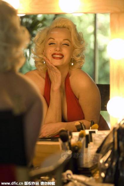 惊! 女子长相似梦露  获得了来自全球各地的邀约