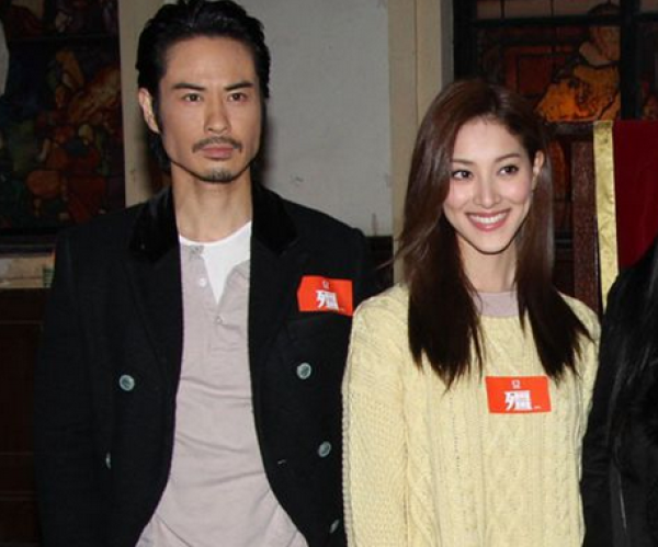  郑嘉颖回女友被批  是成长过程会接纳意见并改