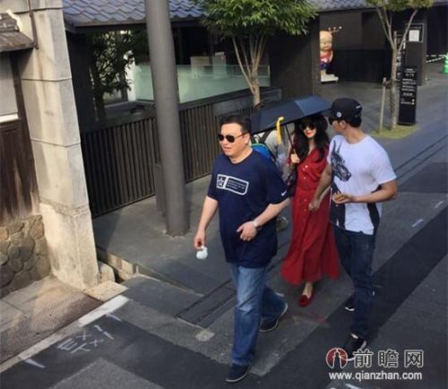 (图) 范冰冰遗失证件 泄隐私与李晨住一间房 网友