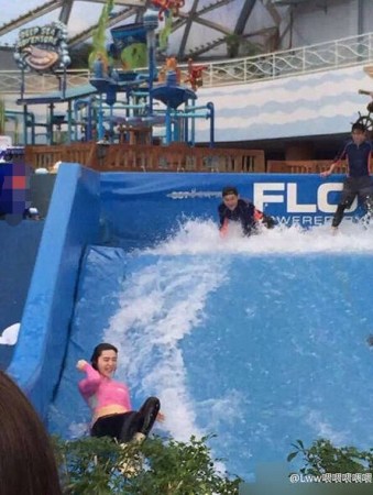 金星力挺杨幂:脚一点不臭 很努力很认真