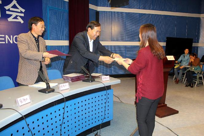 海晏县举办新闻发言人培训班