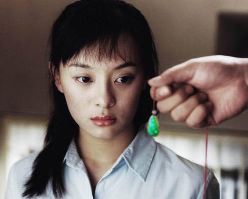 孙俪自曝整容 坦诚曾经很丑 网友:娘娘原来长这