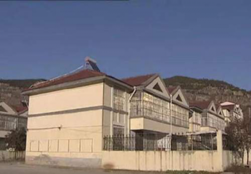 卖煎饼开上豪车 村民收入超越上海这到底是怎