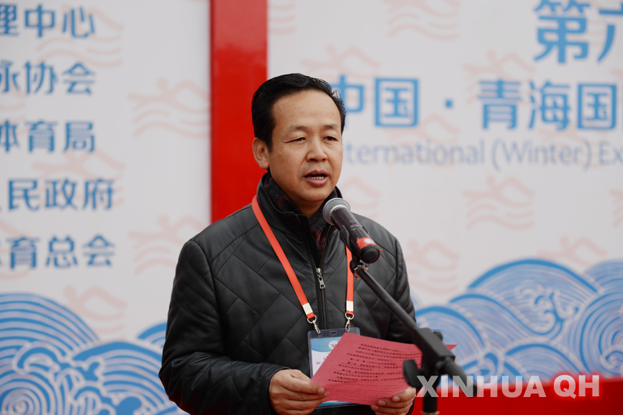 青海贵德:浪里白条劈波斩浪抢渡黄河