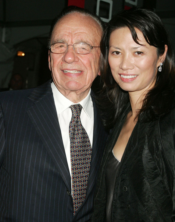 默多克宣布与名模订婚 黄昏恋成为舆论津津乐