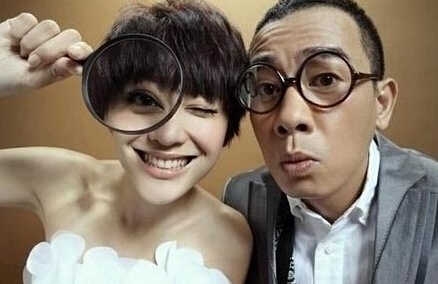 古惑仔合体拍电影 陈小春搞怪现身 演唱会将巡