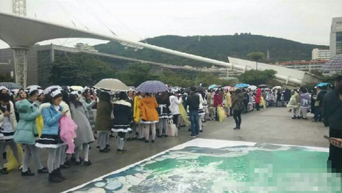 715名女仆聚会:黑白相间连衣短裙大摆性感