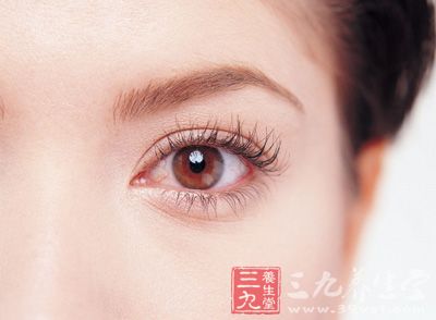 日常养生 这十件事情最伤害眼睛