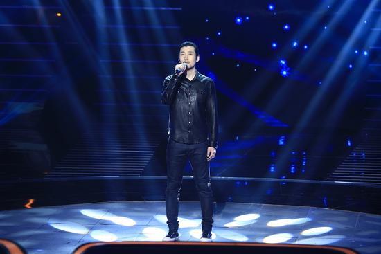 满江亮相好歌曲打开80后音乐回忆 沧桑范十足