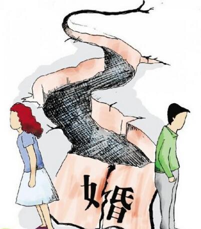 情侣领 结婚证 证件打成 离婚编号  新人亲友被气