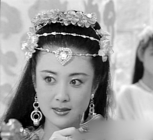 最美苏妲己傅艺伟涉毒被抓 朝阳群众举报