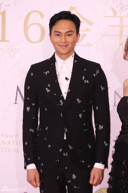 组图:澳门电影节红毯群星闪耀 场面热烈