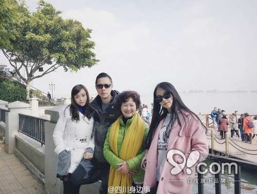 成都47岁爸颜值逆天 网友:惊死宝宝了!(组图)