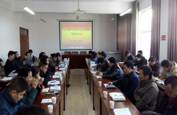 织密监督外网与内网 严防灯下黑