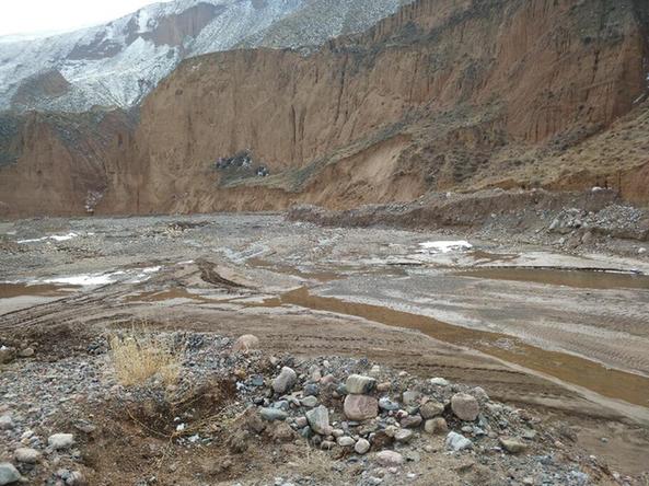 同仁县国土资源局深入各矿山企业全面开展砂石